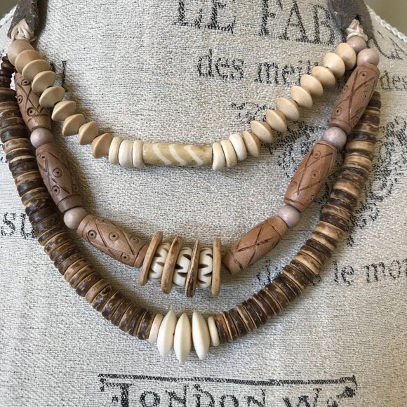 Twine & Twig Layered Classic Beaded Necklace Womens Suede Strap Cream Bronze - Picture 8 of 12